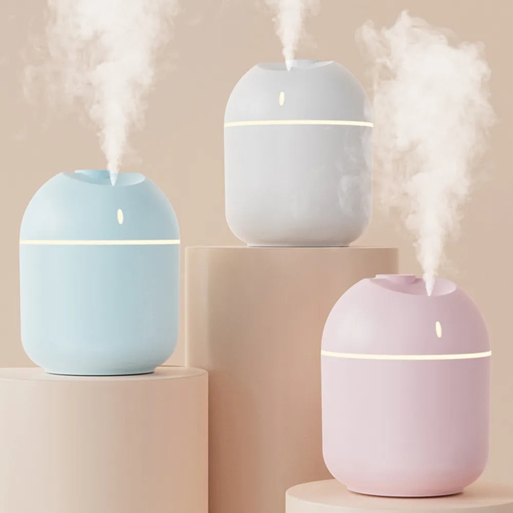 Nuestras tres variantes del humidificador expuestas 